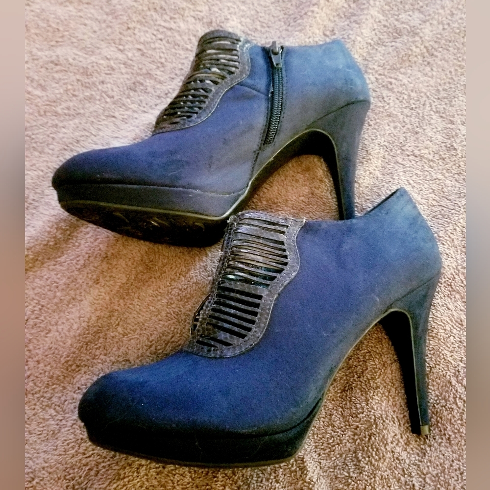 GUC blue faux suede & silver/grey snakeskin booties (please read description)